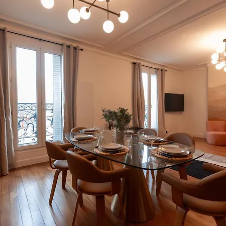 Chic Et Spacieux 6 Personnes- Cite De La Science * パリ